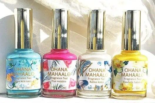 オハナマハロフレグランスネイルの色味や香りを表現したパッケージデザイン