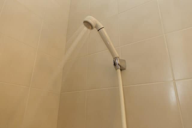 シャワーヘッドは水流の切替可能｜シャワーをあてる部分に合わせて切替調整